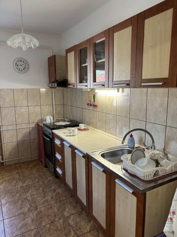 Eladó téglalakás, Tatabányán 39 M Ft, 2 szobás