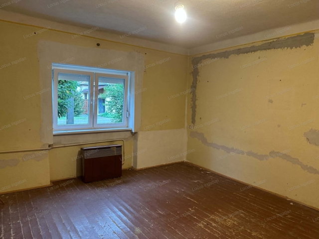 Eladó családi ház, Törökszentmiklóson 16.5 M Ft, 2 szobás