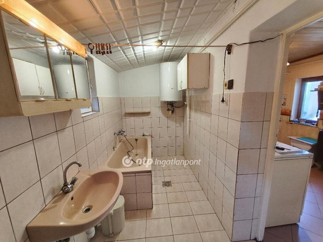 Eladó családi ház, Iváncsán 38 M Ft, 2 szobás