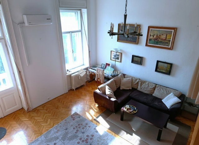 Eladó téglalakás, Budapesten, II. kerületben 160 M Ft, 3 szobás