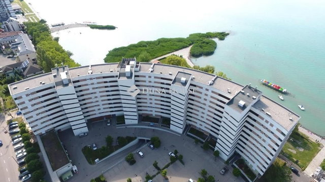 Eladó téglalakás, Siófokon 145 M Ft, 3 szobás