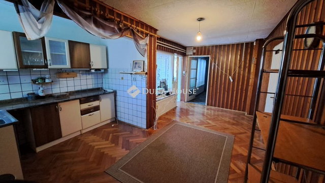 Eladó családi ház, Sárokon 20 M Ft, 3 szobás