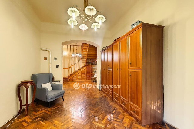 Eladó téglalakás, Budapesten, VII. kerületben 79.99 M Ft