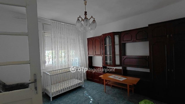 Kiadó családi ház, albérlet, Orosházán 90 E Ft / hó, 2 szobás