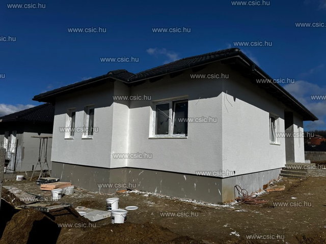 Eladó családi ház, Őrbottyánban 97.5 M Ft, 4 szobás