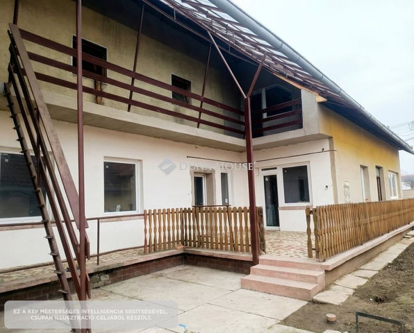 Eladó családi ház, Békéscsabán, Gyár utcában 49.8 M Ft
