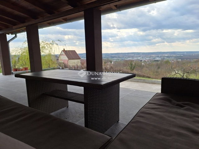 Eladó családi ház, Zalaegerszegen 89.9 M Ft, 5 szobás