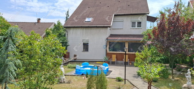 Eladó családi ház, Sátoraljaújhelyen 64.99 M Ft, 6 szobás