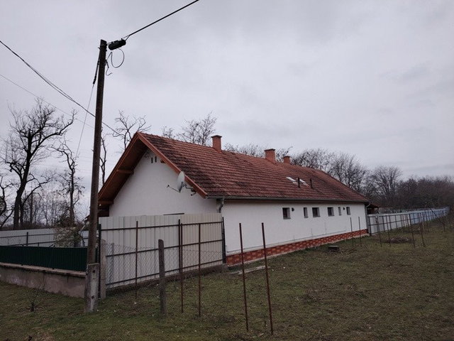 Eladó ikerház, Ócsán 85 M Ft, 2+1 szobás / költözzbe.hu