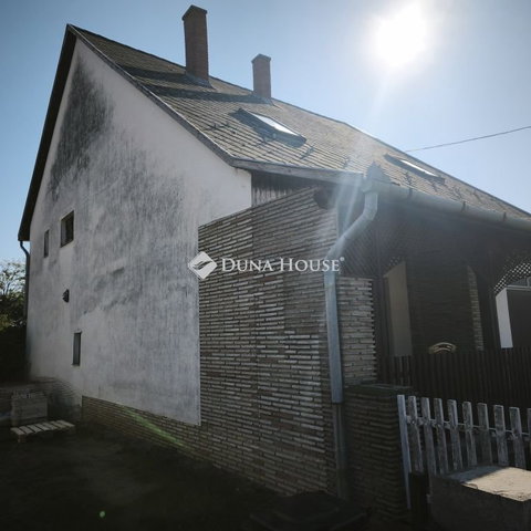 Eladó családi ház, Buzsákon, Balaton utcában 59.9 M Ft