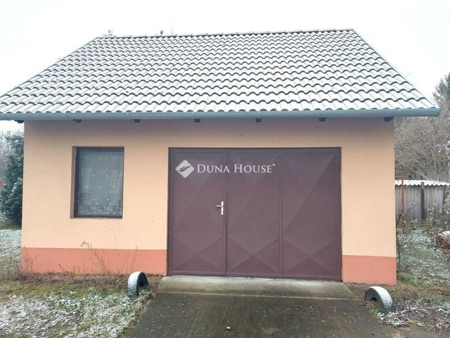 Eladó családi ház, Kecskeméten 89.99 M Ft, 4 szobás