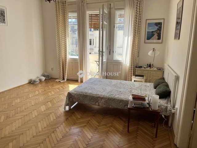 Eladó téglalakás, Budapesten, XI. kerületben 149 M Ft, 4 szobás