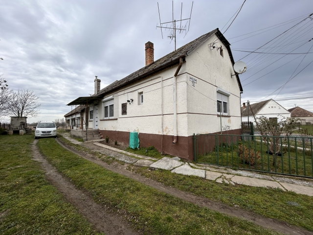 Eladó családi ház, Tárkányban 29.9 M Ft, 2 szobás