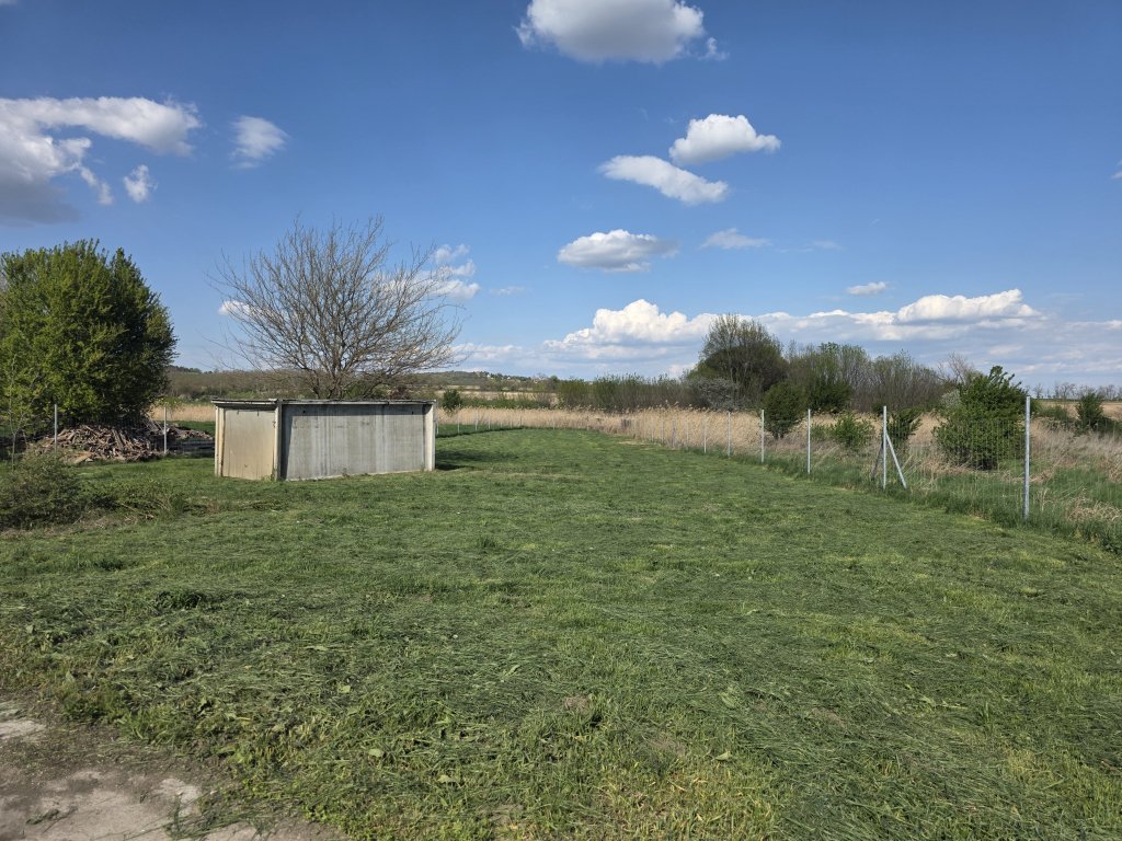 2000m² · 24.990.000 ft