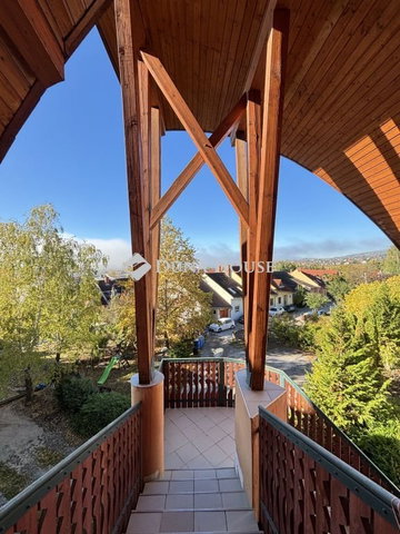 Eladó téglalakás, Pécsett, Új fasoron 64.9 M Ft, 3 szobás