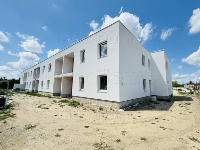Eladó iroda, Győrött 43.99 M Ft, 3 szobás / költözzbe.hu