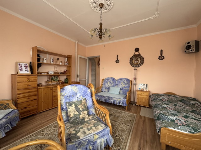 Eladó családi ház, Balatonfűzfőn 99.9 M Ft, 5 szobás