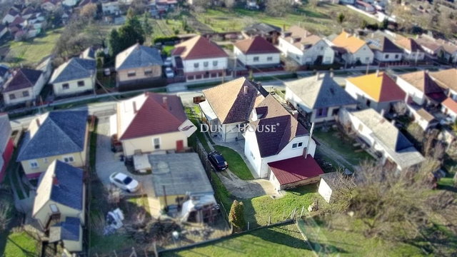 Eladó családi ház, Zalaegerszegen, Csilla utcában 85 M Ft
