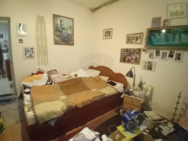 Eladó családi ház, Lőrinciben 24.99 M Ft, 2 szobás