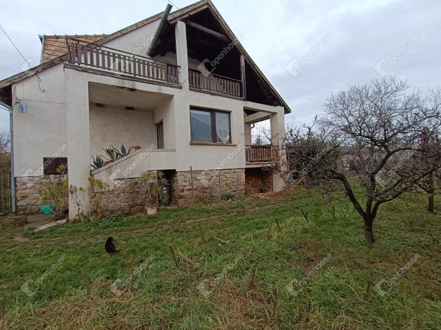 Eladó családi ház, Harkán 85 M Ft, 5 szobás