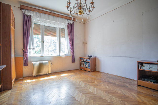 Eladó téglalakás, VIII. kerületben, Vajda Péter utcában