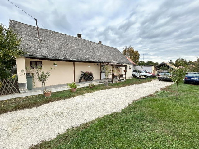 Eladó családi ház, Iregszemcsén 19.5 M Ft, 2 szobás