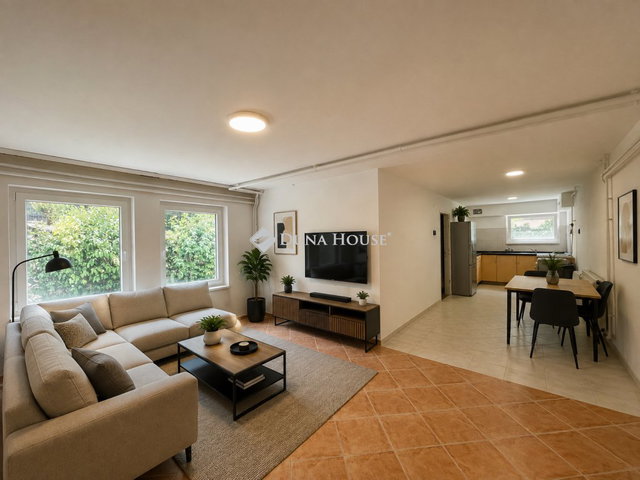 Eladó családi ház, Szentendrén 189.99 M Ft, 8 szobás