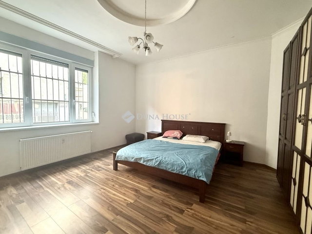 Eladó téglalakás, Budapesten, I. kerületben 119 M Ft, 3 szobás