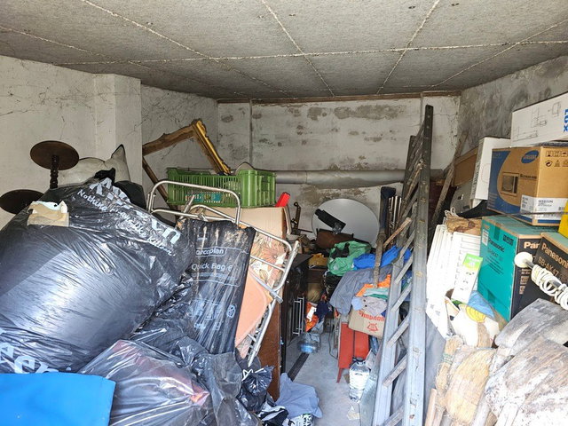 Eladó garázs, Kaposváron, Fő utcában 6 M Ft, 1 szobás
