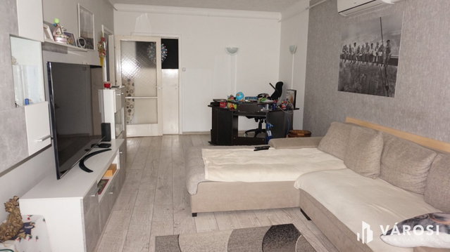 Eladó panellakás, Hódmezővásárhelyen 40 M Ft, 2 szobás