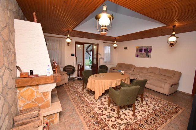 Eladó családi ház, Borsfán 115 M Ft, 12 szobás