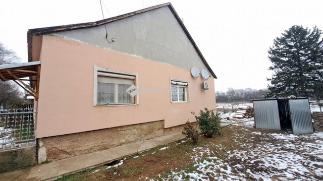 Eladó családi ház, Diósviszlón 30.9 M Ft, 4 szobás
