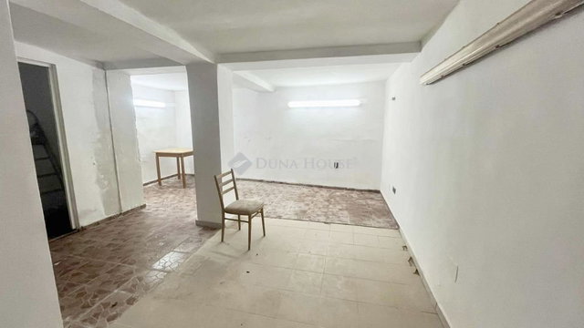 Eladó téglalakás, Szombathelyen 11.7 M Ft, 1 szobás