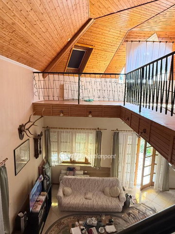 Eladó családi ház, Pécsett 195 M Ft, 5 szobás
