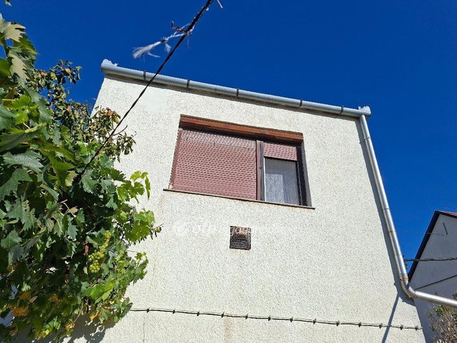 Eladó téglalakás, Hajdúböszörményen 59.9 M Ft, 3 szobás