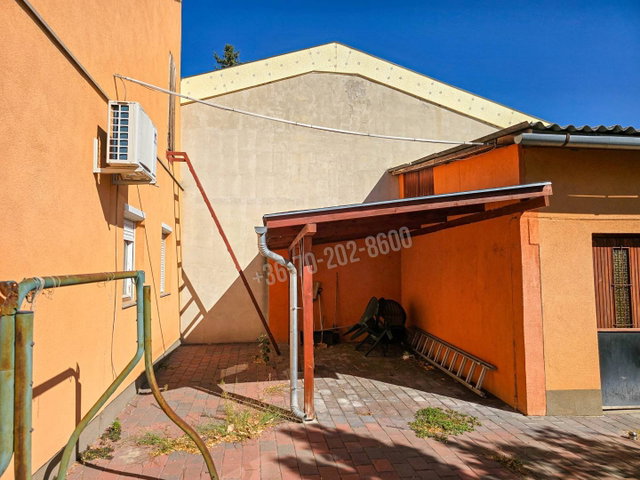 Eladó családi ház, Budapesten, XV. kerületben 94.99 M Ft