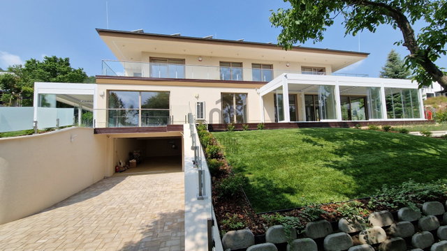 Kiadó ikerház, albérlet, III. kerületben, Erdőalja úton