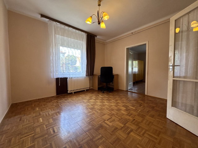 Eladó családi ház, Pécsett, Torda utcában 78 M Ft, 3+1 szobás