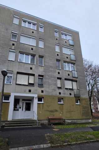 Eladó téglalakás, Zalaegerszegen, Landorhegyi úton 33.4 M Ft