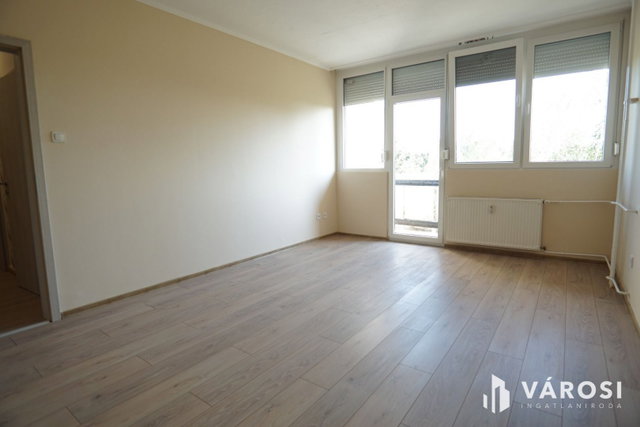 Eladó panellakás, Nagykanizsán 35.9 M Ft, 2 szobás