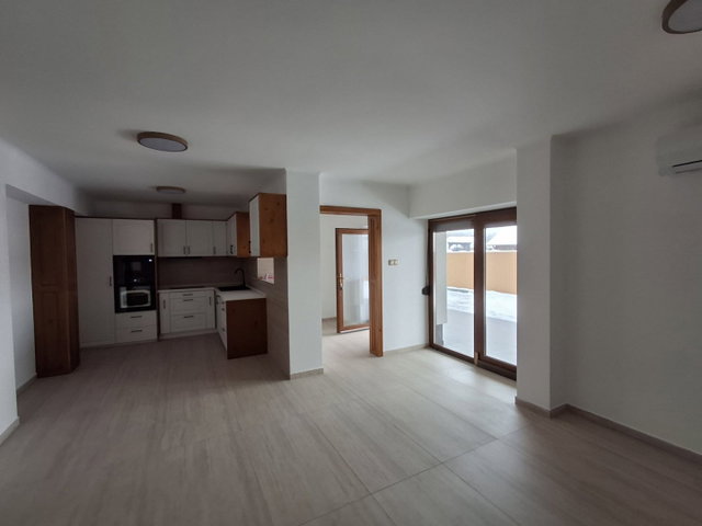 Eladó sorház, Szolnokon 85 M Ft, 3 szobás / költözzbe.hu