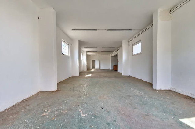 Kiadó ipari ingatlan, Halásztelken 350 E Ft / hó, 3+2 szobás