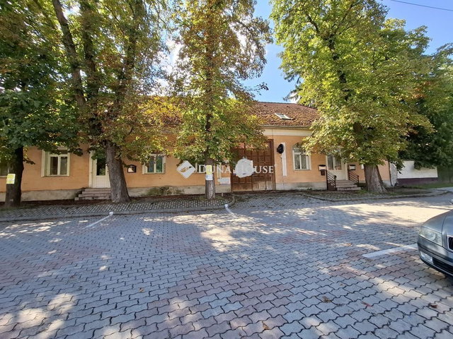 Eladó üzlethelyiség, Dömösön 149.9 M Ft, 12 szobás