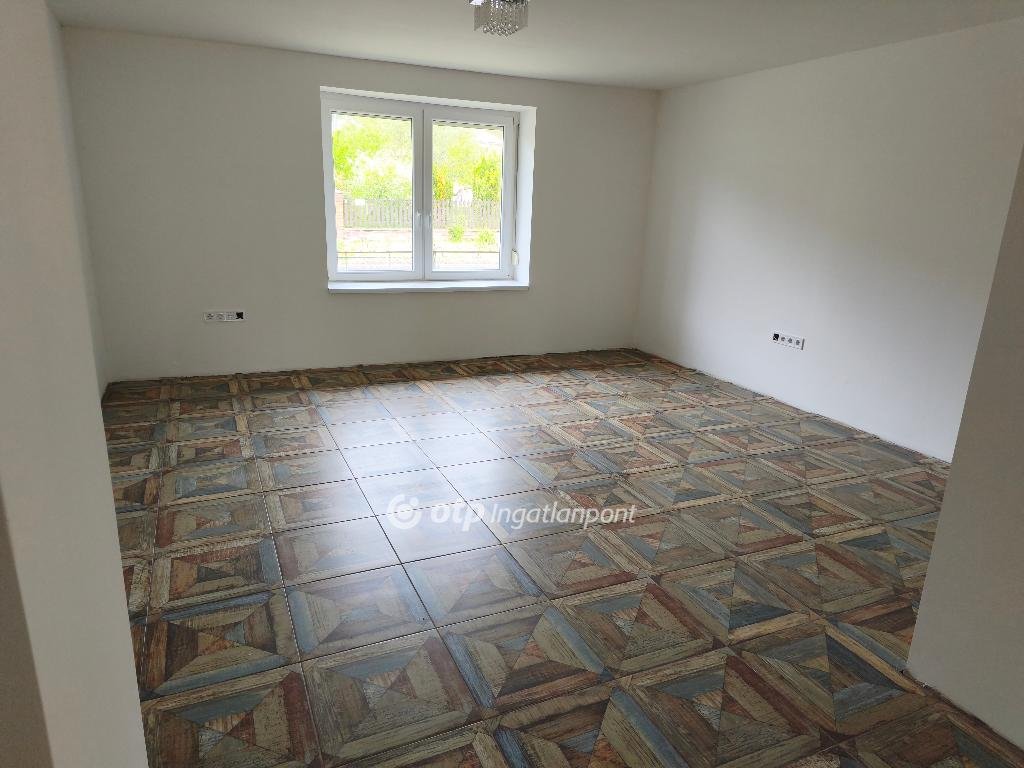 2 bed · 132m² · 42.000.000 ft
