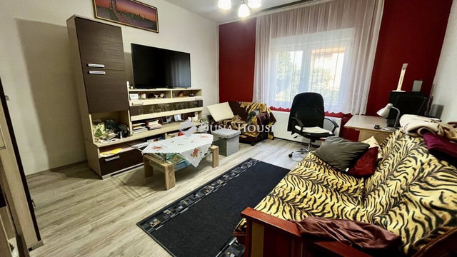 Eladó családi ház, Szombathelyen 58 M Ft, 2 szobás
