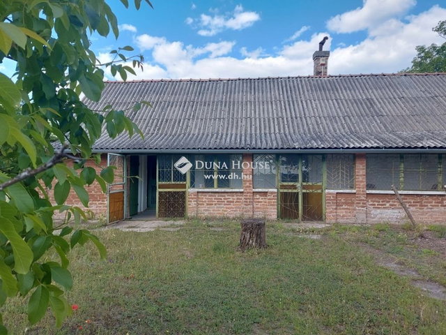 Eladó mezogazdasagi ingatlan, Izsákon 22.5 M Ft, 1 szobás