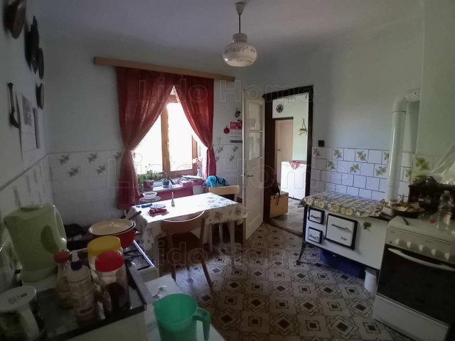 Eladó családi ház, Kisapátiban 42.5 M Ft, 2 szobás