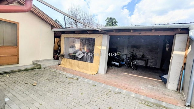 Eladó családi ház, Szántódon 119 M Ft, 7 szobás