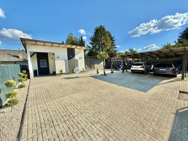 Eladó családi ház, Szigetszentmiklóson 85 M Ft, 3 szobás