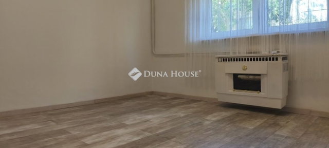 Eladó családi ház, Budapesten, XX. kerületben 44.9 M Ft